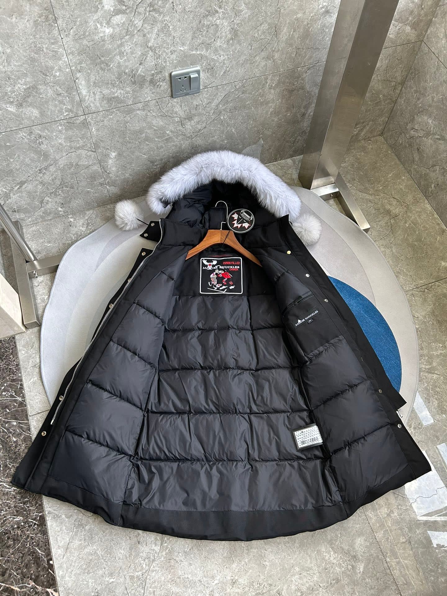 Moose Knuckles Stirling Parka J01 Moose Knuckles Stirling Parka J01